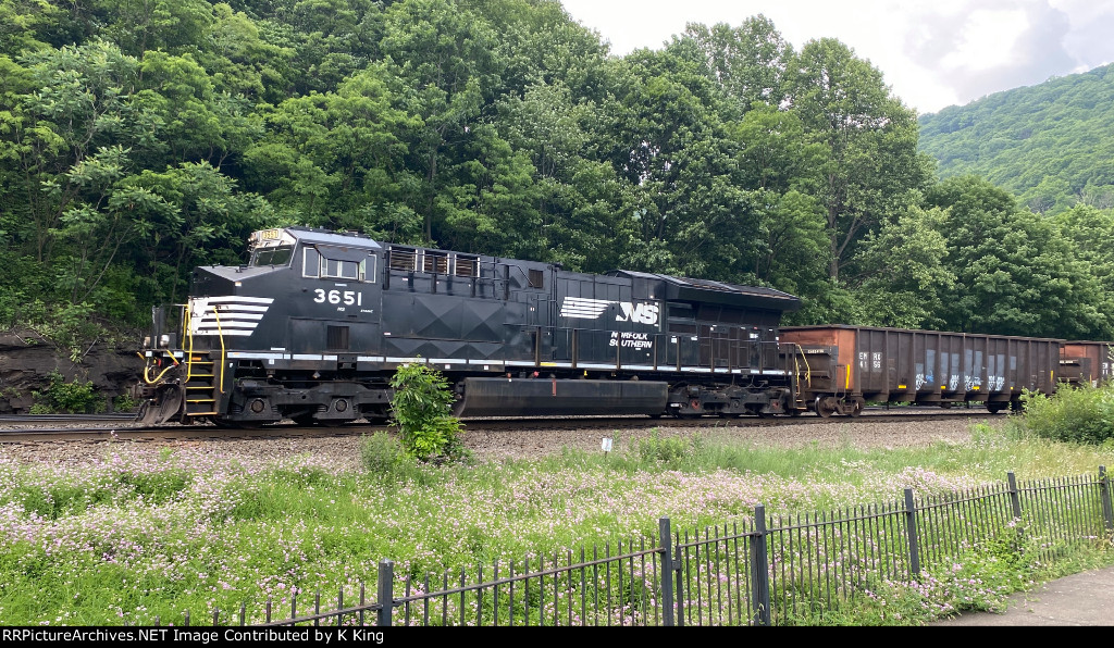 NS 3651, DPU, Rounding Horseshoe Curve